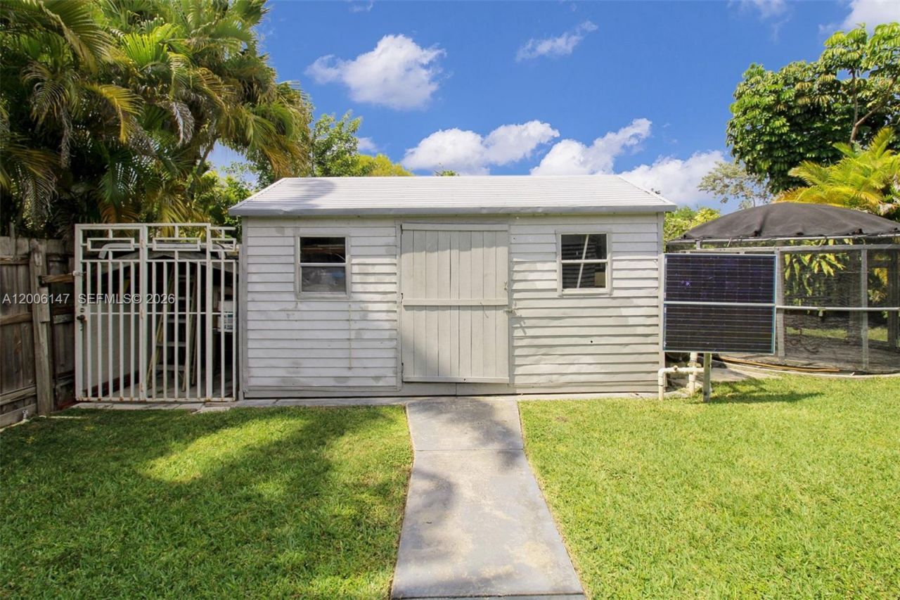 14557 SW 160th St, Miami, FL 33177 Photo