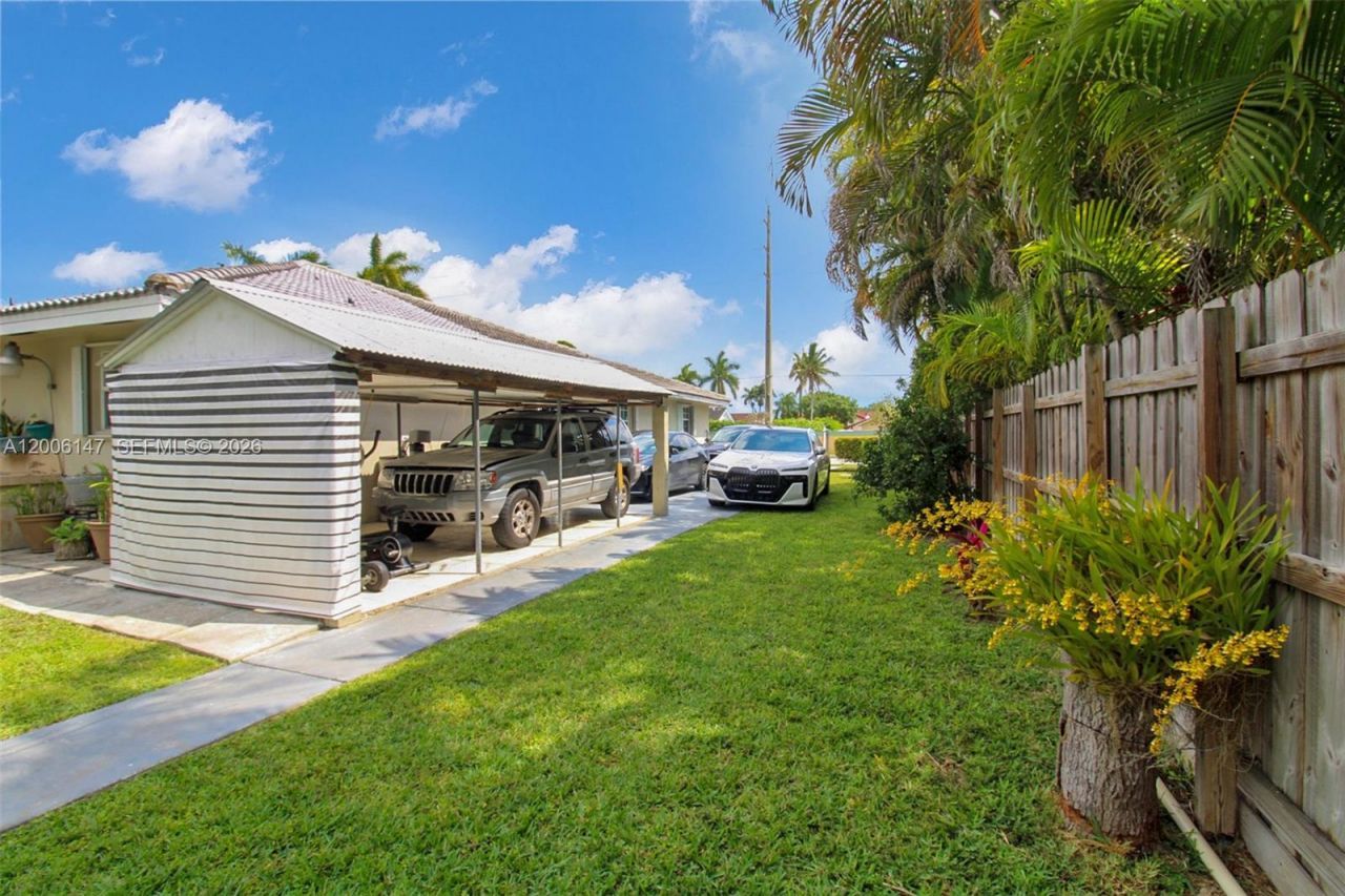14557 SW 160th St, Miami, FL 33177 Photo