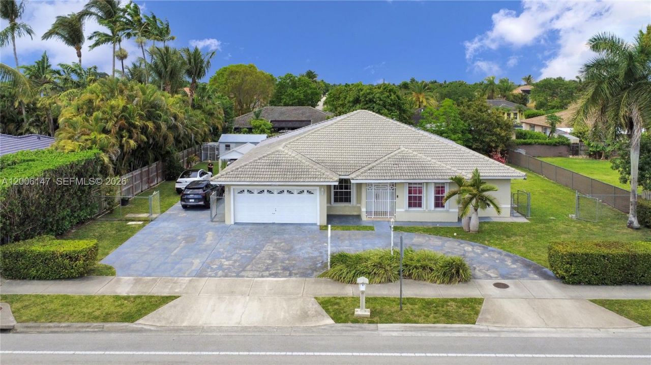 14557 SW 160th St, Miami, FL 33177 Photo