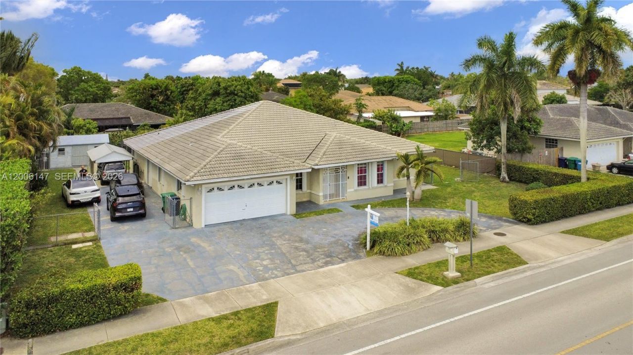 14557 SW 160th St, Miami, FL 33177 Photo