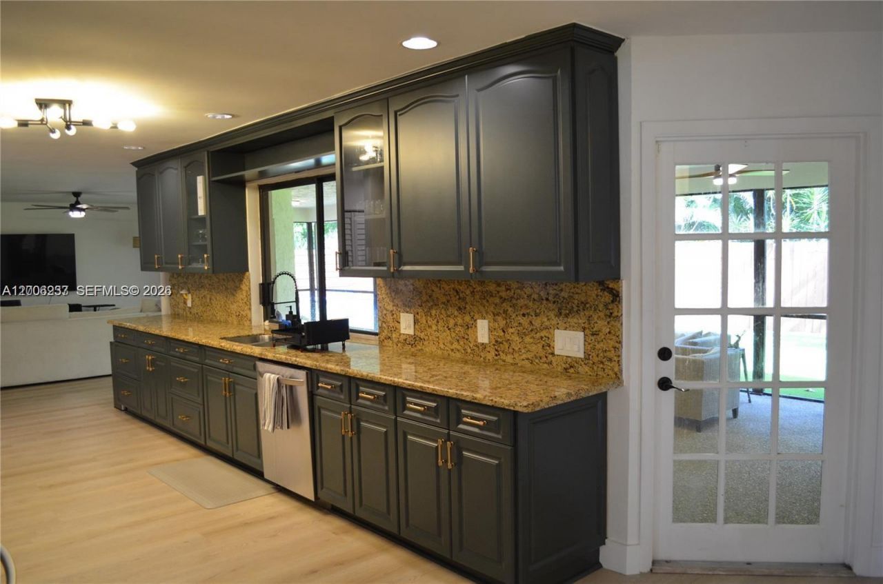 1200 NW 78th Ave , Plantation, FL 33322 Photo