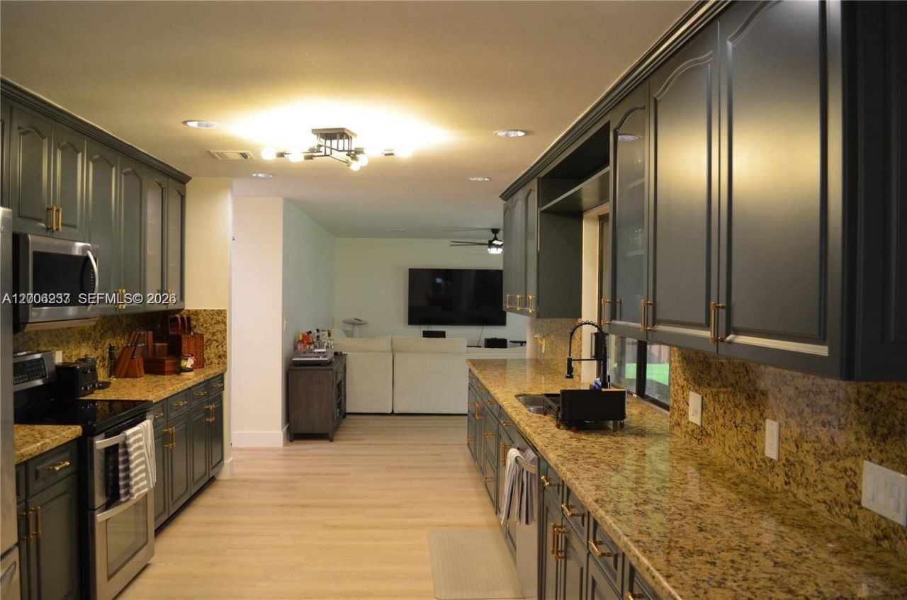 1200 NW 78th Ave , Plantation, FL 33322 Photo