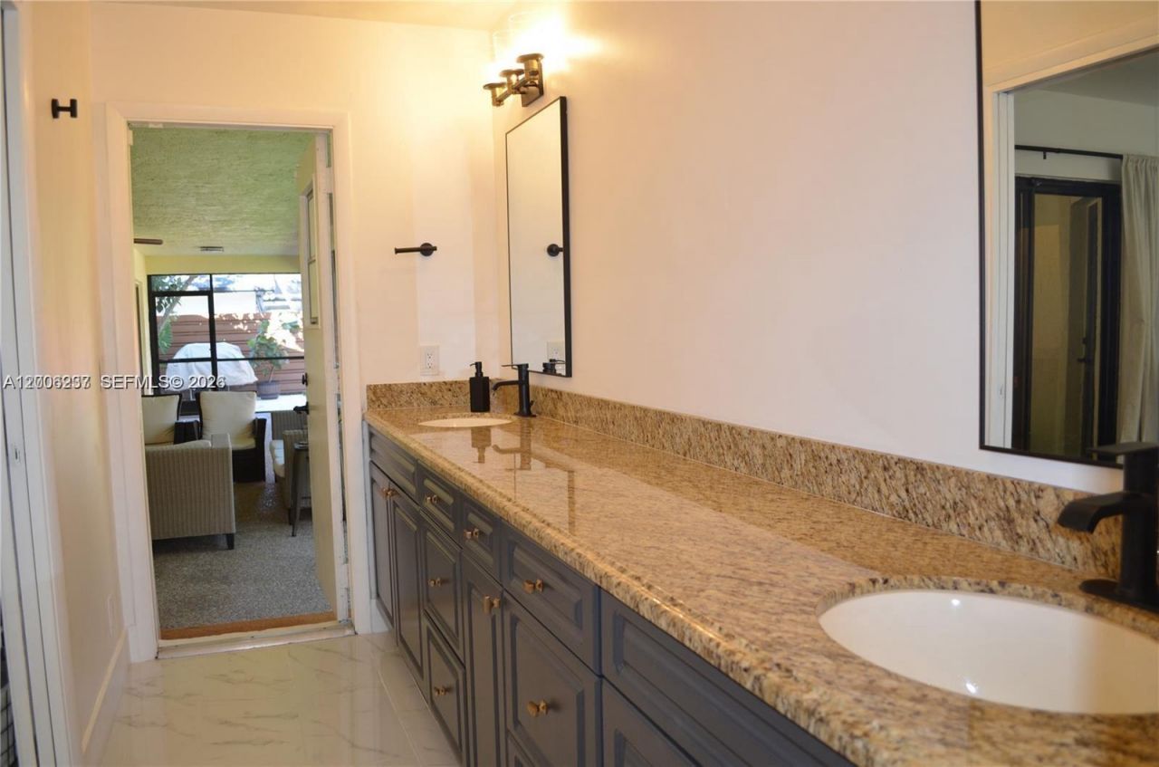 1200 NW 78th Ave , Plantation, FL 33322 Photo