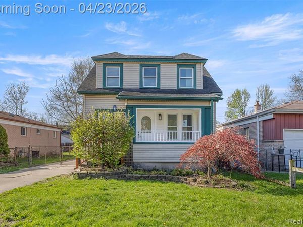 26045 Eton Avenue , Dearborn Heights, MI 48125