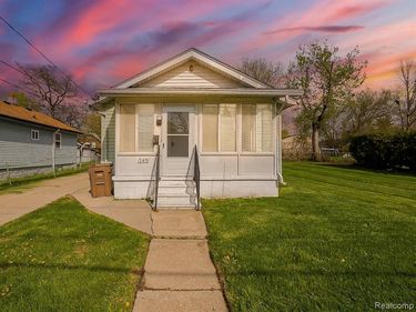 245 S Edith Street, Pontiac, MI 48342