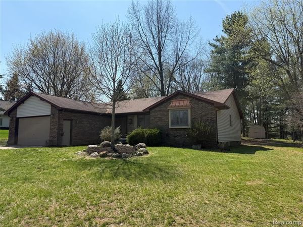 3828 Winding Pine Drive, Metamora Twp, MI 48455