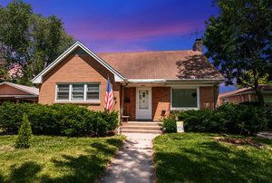 12757 Mozart Street , Blue Island, IL 60406