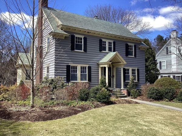 55 Beechmont St, Worcester, MA 01609