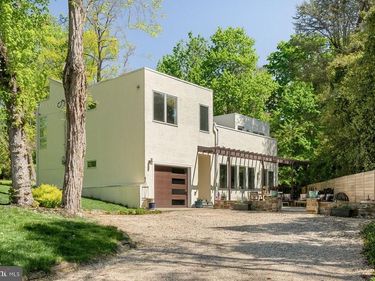 7621 SAINT MARTINS LANE, PHILADELPHIA, PA 19118