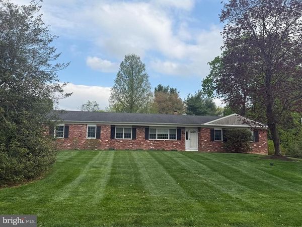 98 VALLEY DRIVE , FURLONG, PA 18925