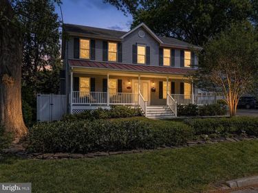 909 19TH STREET S, ARLINGTON, VA 22202