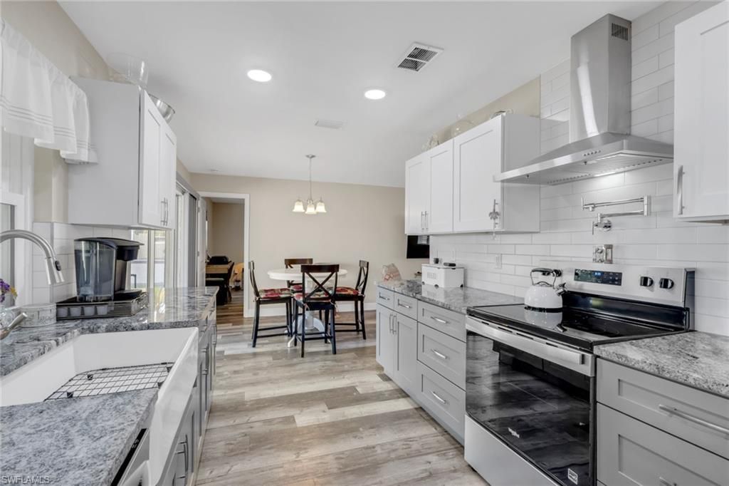 15910 Lake Candlewood Dr , Fort Myers, FL 33907 Photo