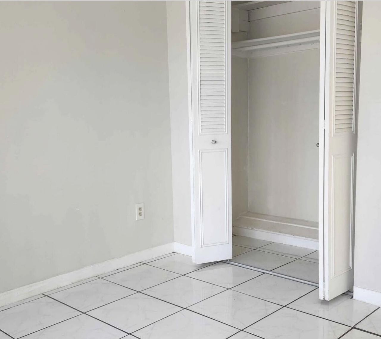 488 NE 18th Avenue, Unit 208, Homestead, FL 33033 Photo