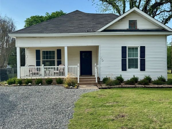 112 E Maple Street , Fort Gibson, OK 74434