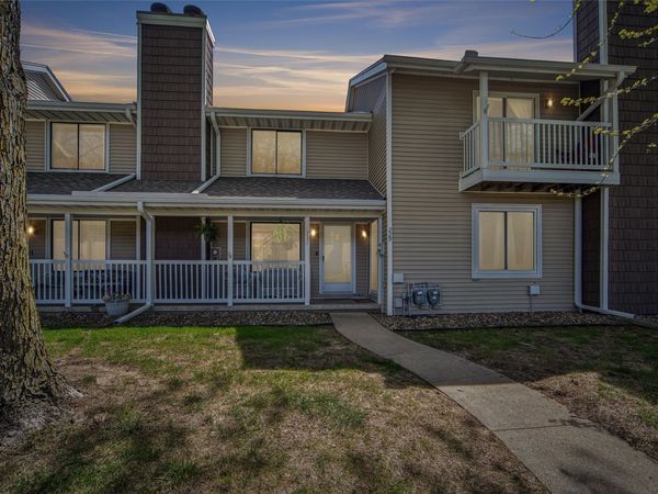 231 52nd Street, West Des Moines, IA 50265
