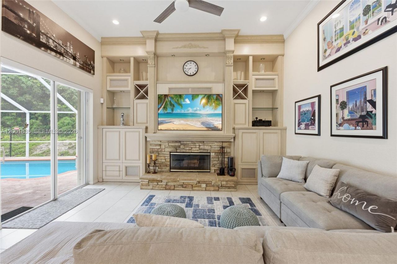 6113 NW 53rd Cir, Coral Springs, FL 33067 Photo
