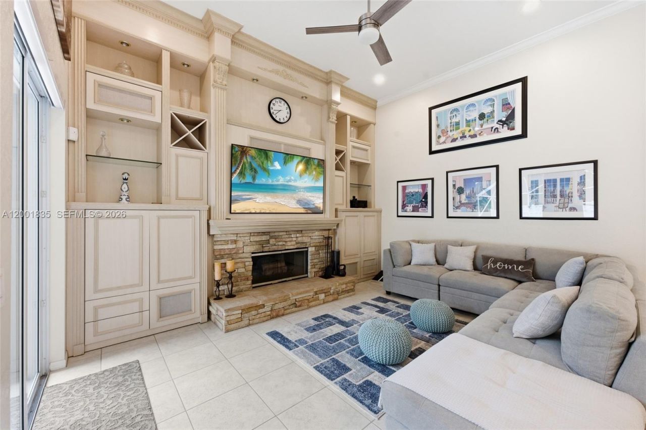 6113 NW 53rd Cir, Coral Springs, FL 33067 Photo