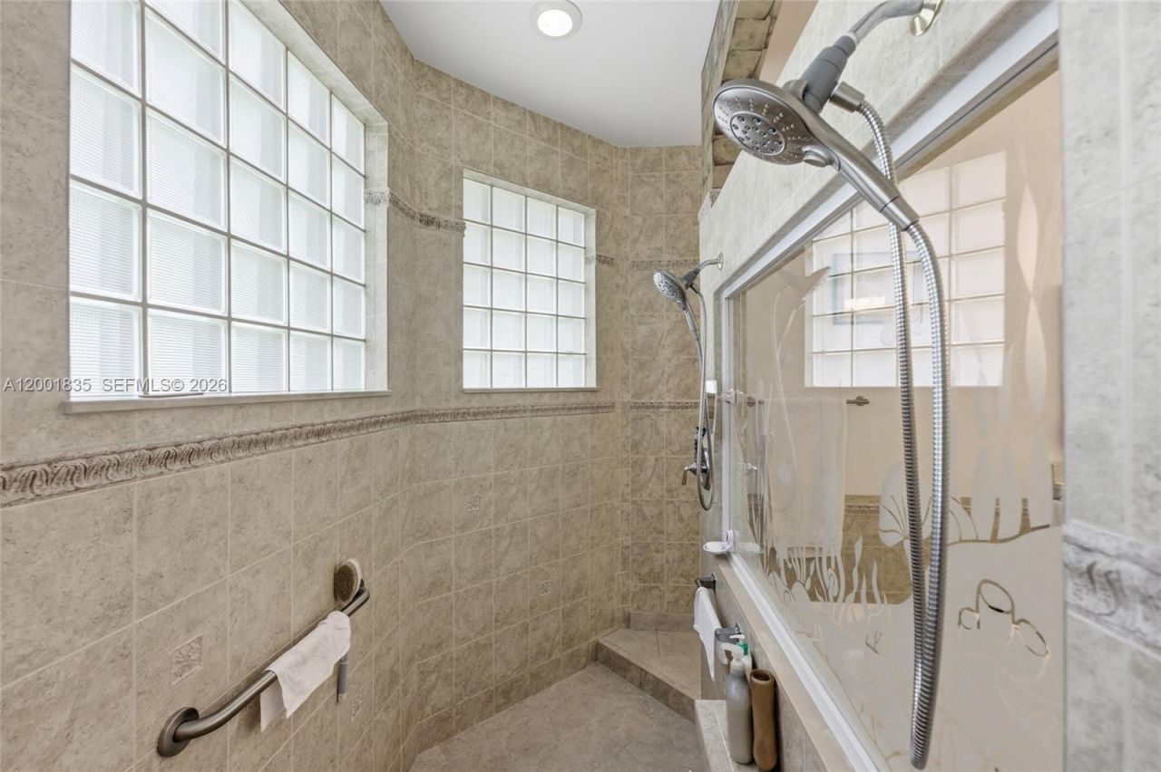 6113 NW 53rd Cir, Coral Springs, FL 33067 Photo