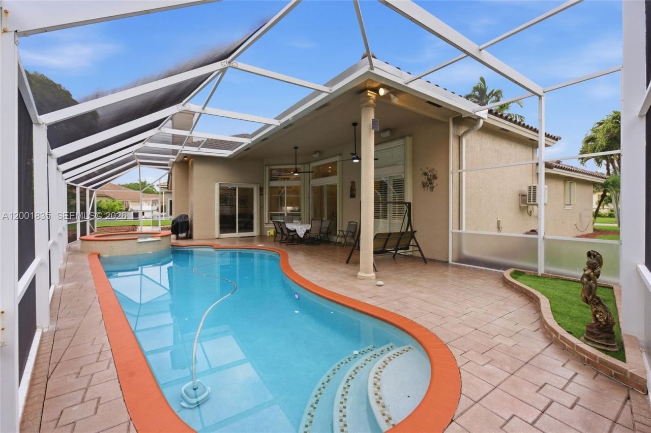 6113 NW 53rd Cir, Coral Springs, FL 33067 Photo