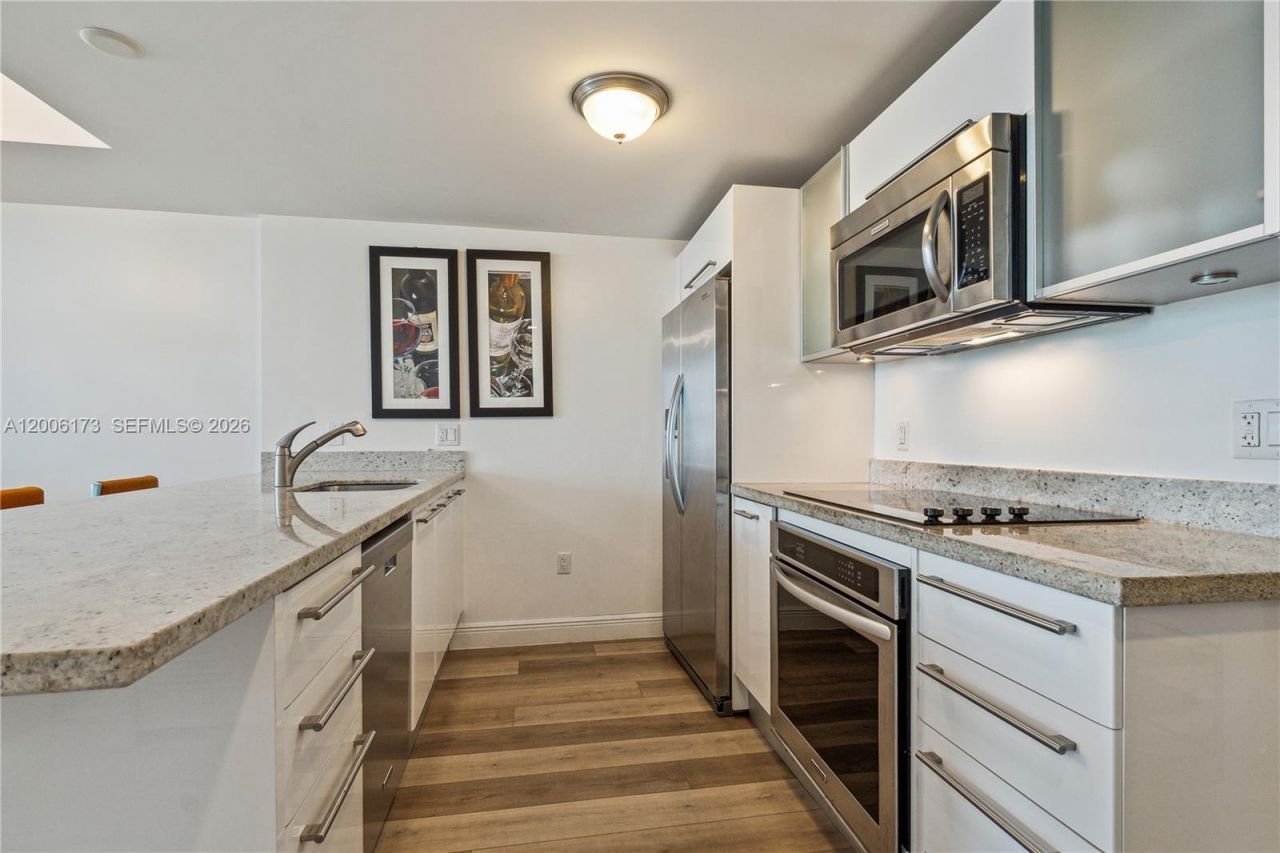 185 SW 7th St, Unit 2105, Miami, FL 33130 Photo