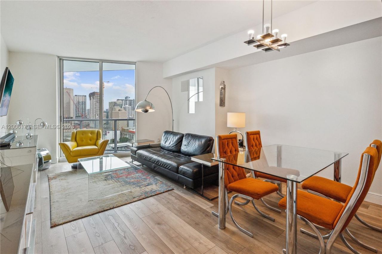 185 SW 7th St, Unit 2105, Miami, FL 33130 Photo