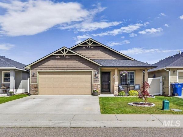 216 Crimson Circle E, Fruitland, ID 83619
