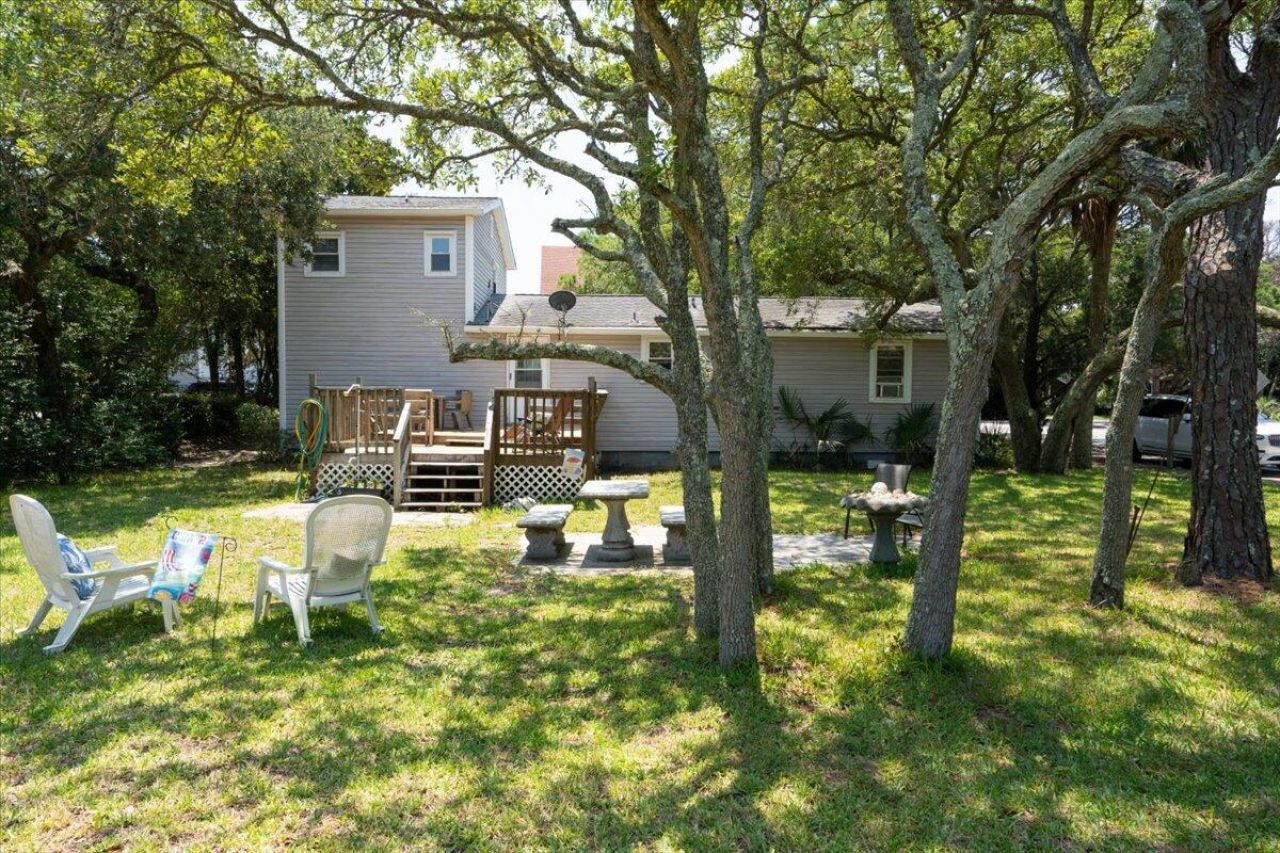 1302 E Ashley Avenue Photo 40