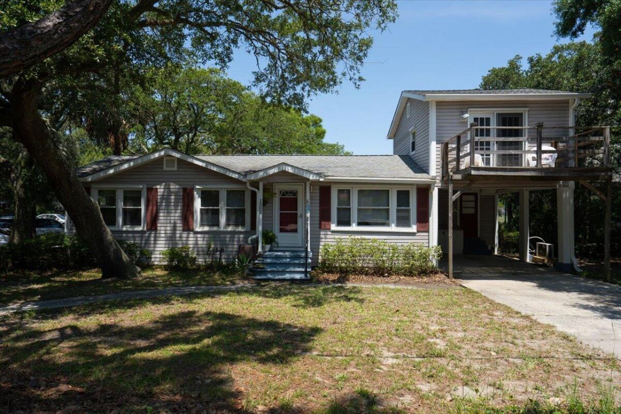 1302 E Ashley Avenue Photo 8