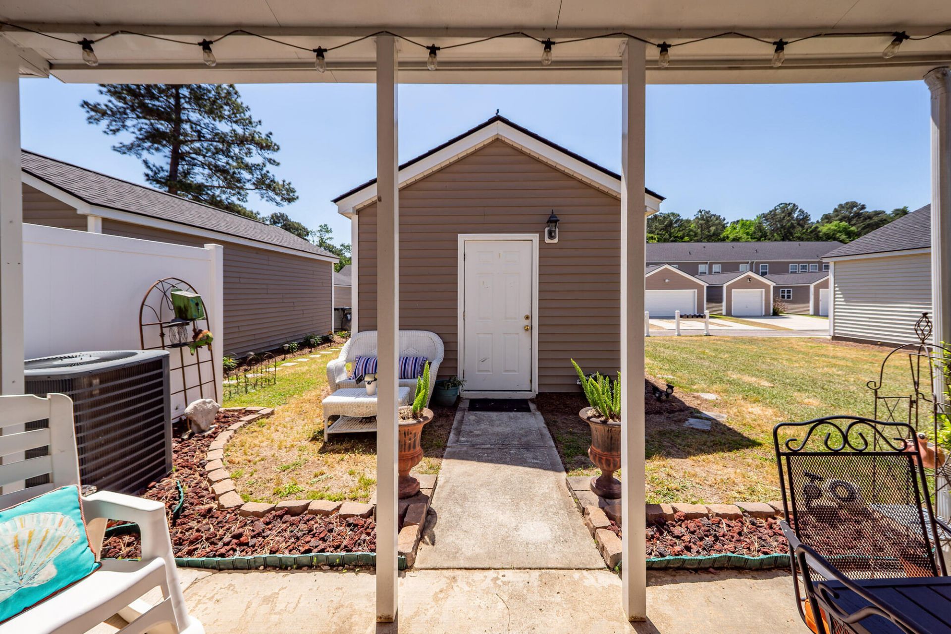 4805 Shady Tree Lane Photo 20