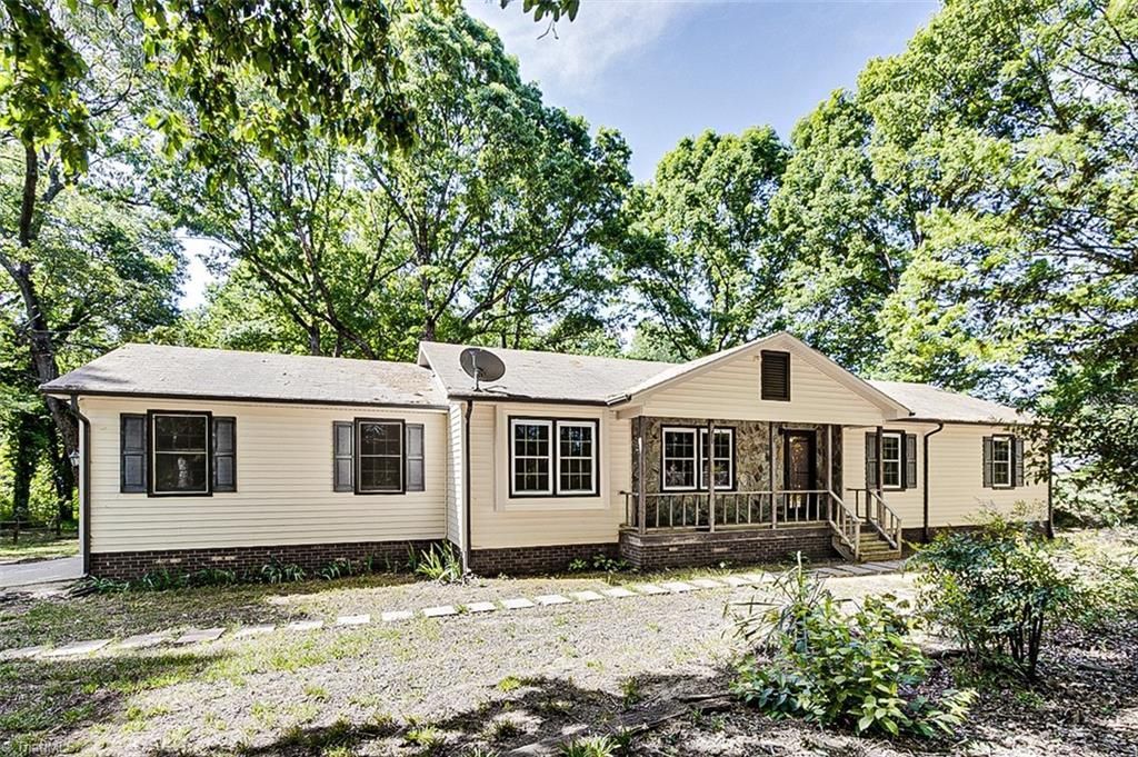 5524 Watchtower Road, Julian, NC 27283 Main Photo