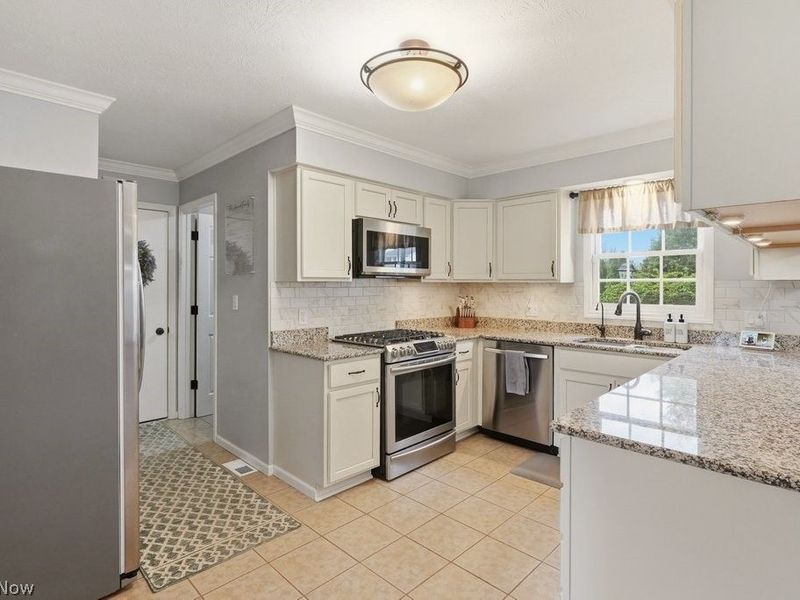 1936 Ashley Drive , Hudson, OH 44236 Photo 10