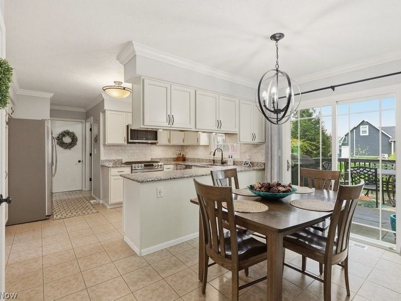 1936 Ashley Drive , Hudson, OH 44236 Photo 7