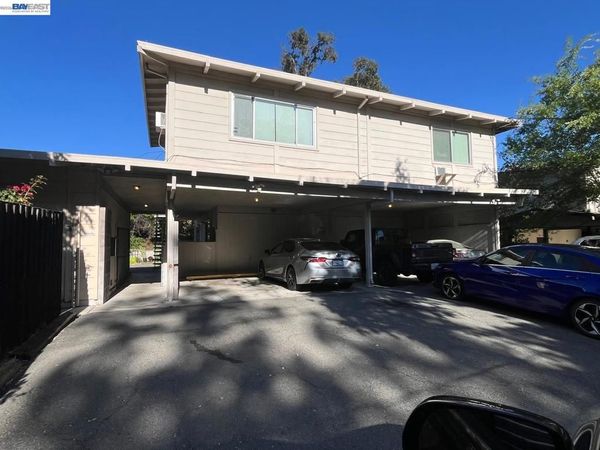 1594 Morgan Ln., Walnut Creek, CA 94597