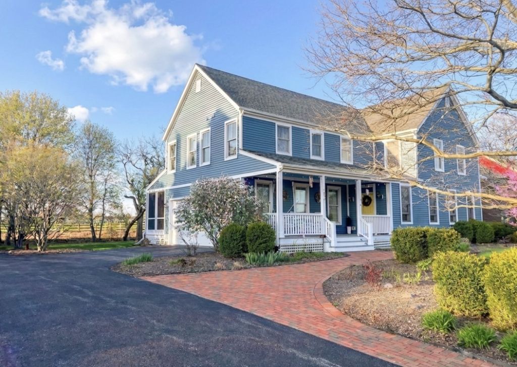 1332 Prairie Trail , Grayslake, IL 60030