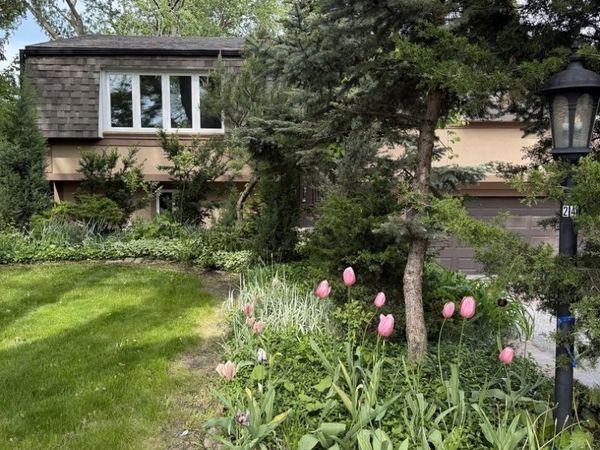 248 Spruce Avenue, Bensenville, IL 60106