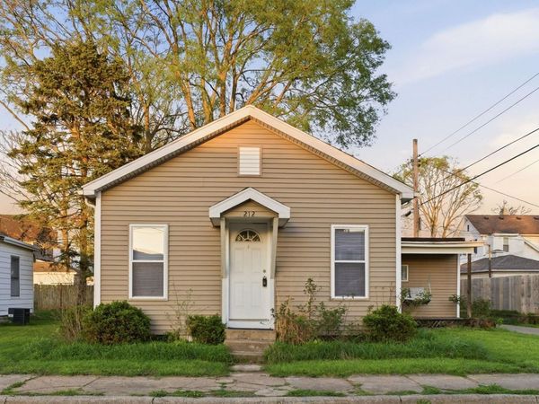 212 Union Street, Mishawaka, IN 46544