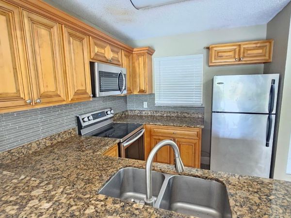 1581 Balfour Point Drive, Unit G, West Palm Beach, FL 33411