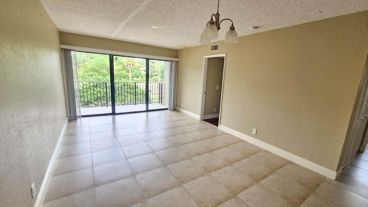 1581 Balfour Point Drive, Unit G, West Palm Beach, FL 33411 Photo