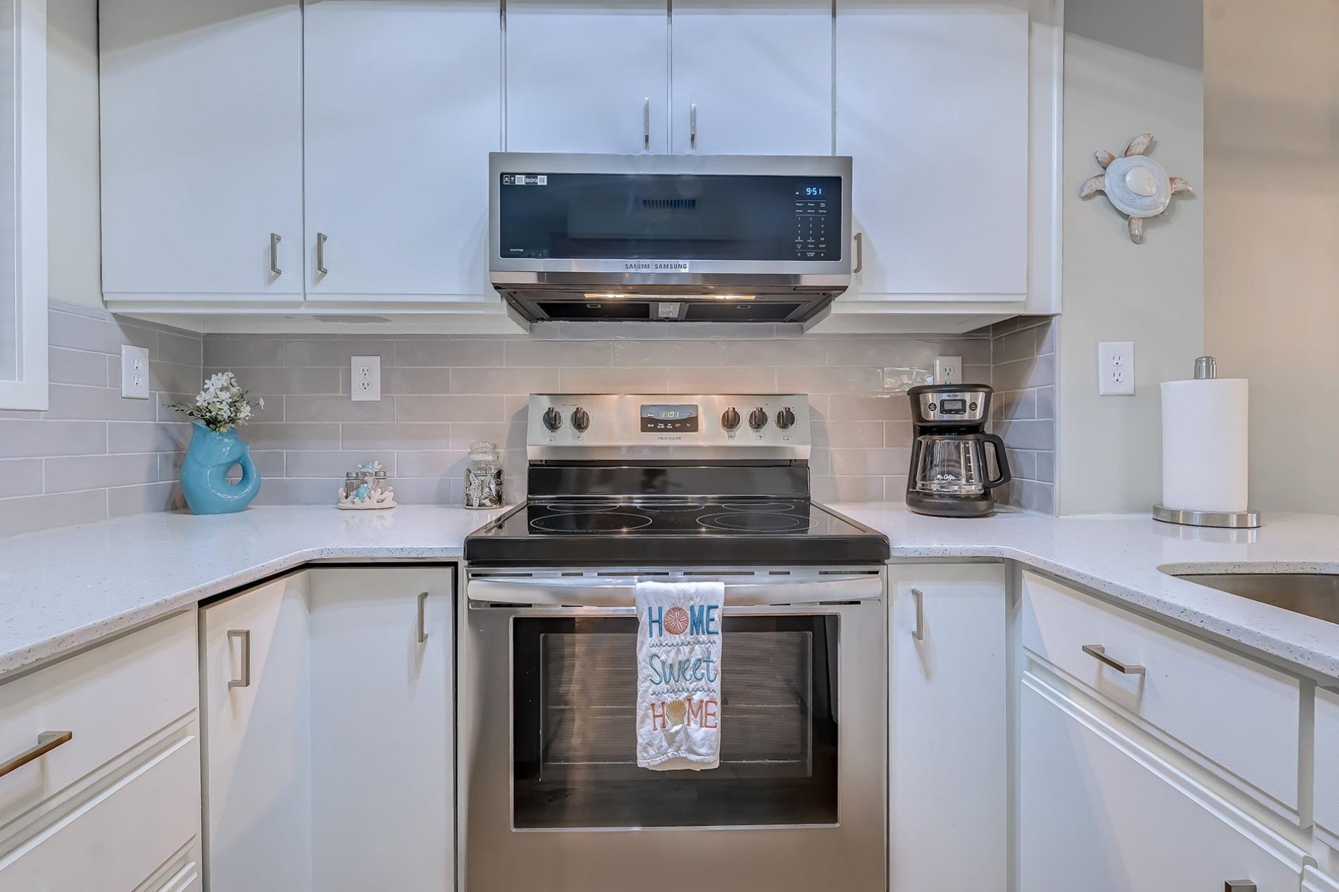 223 Maison Dr. Photo 8