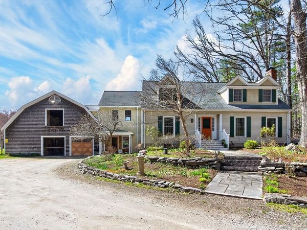 225 Lowell St, Carlisle, MA 01741