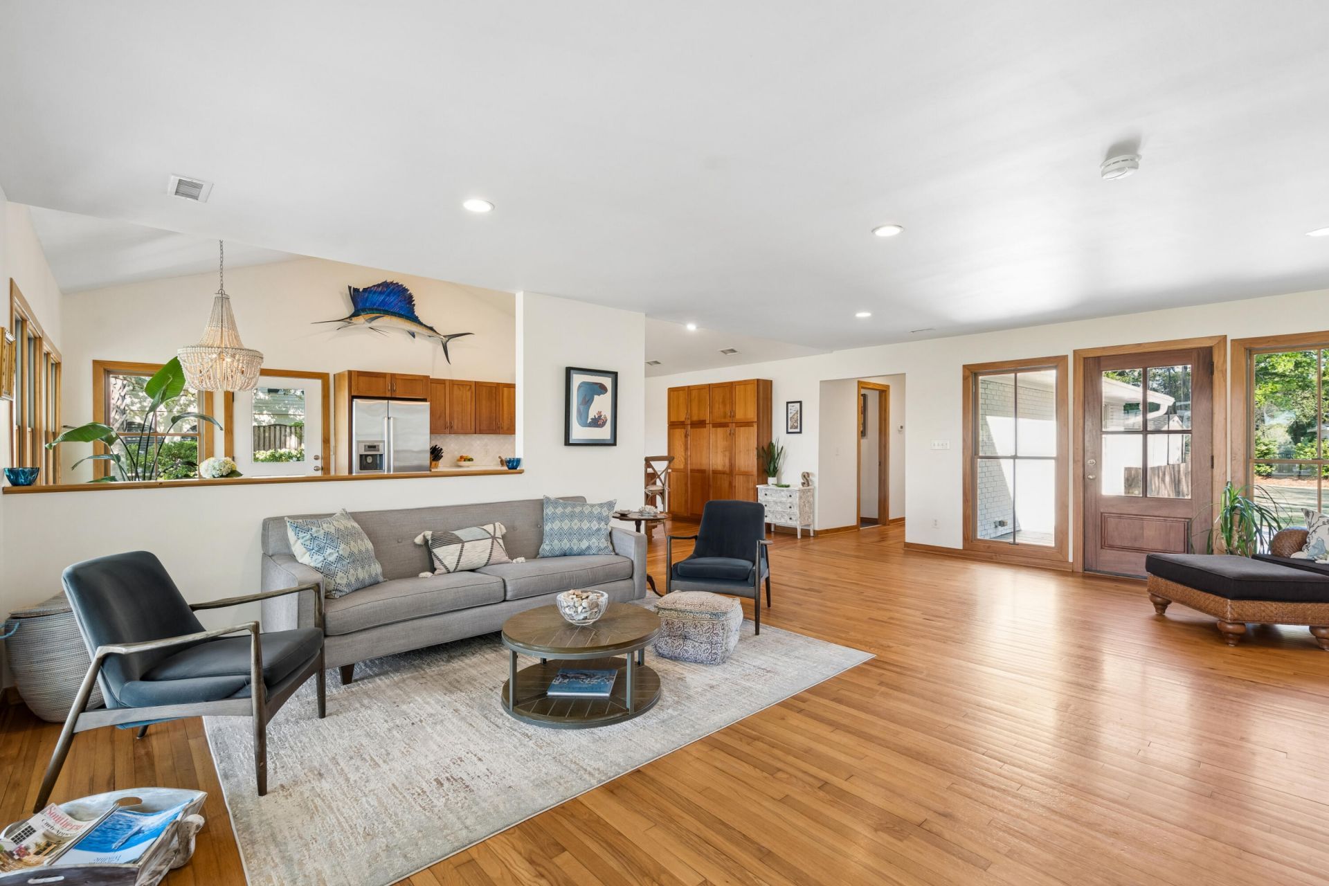 1259 Harbor View Photo 8