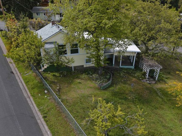 480 Harrison Street, Ashland, OR 97520
