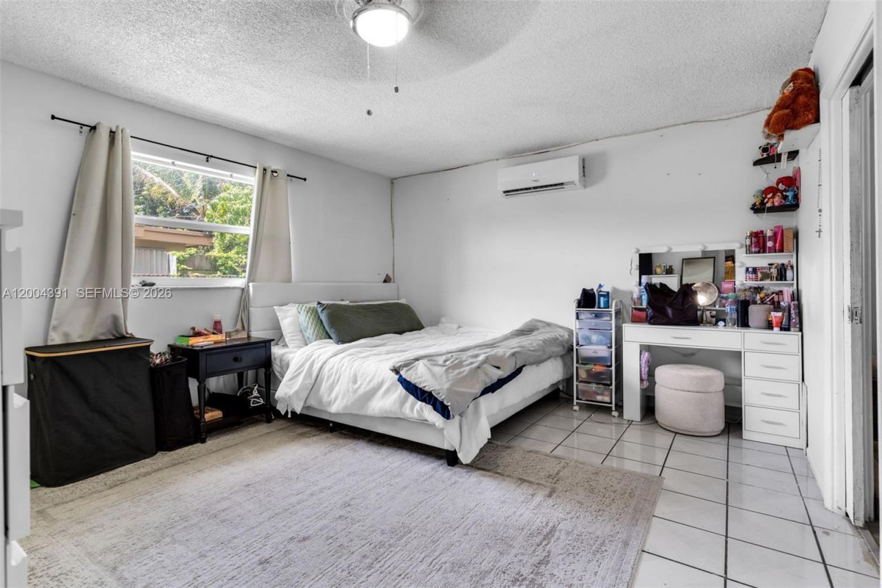2321 NW 47th Ave, Lauderhill, FL 33313 Photo