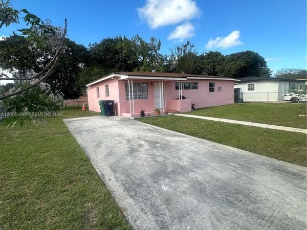 3501 NW 171st Ter , Miami Gardens, FL 33056