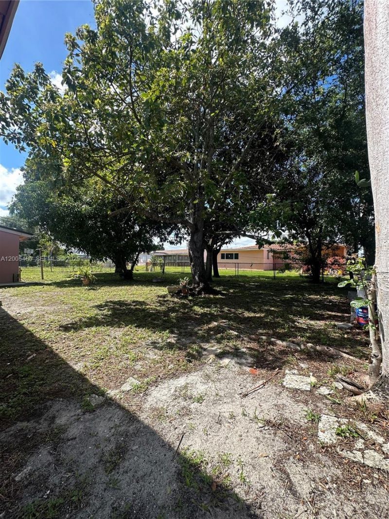 3501 NW 171st Ter , Miami Gardens, FL 33056 Photo