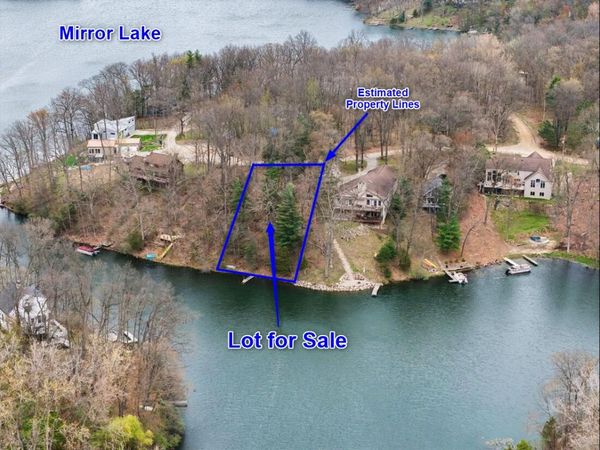 132 Hollybrook Ct, Jerome, MI 49249