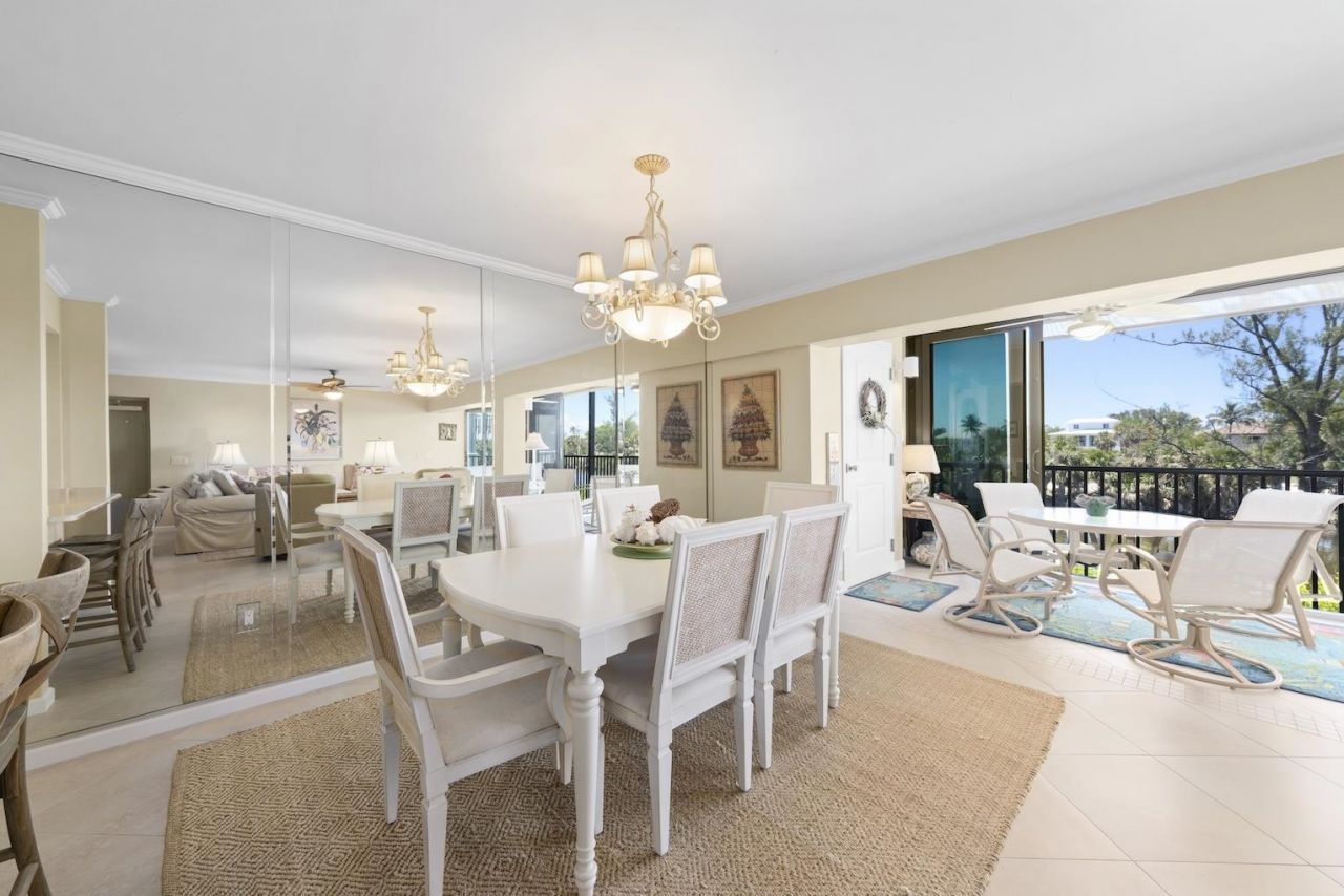 1340 Middle Gulf Dr, Unit 8A, Sanibel, FL 33957 Photo