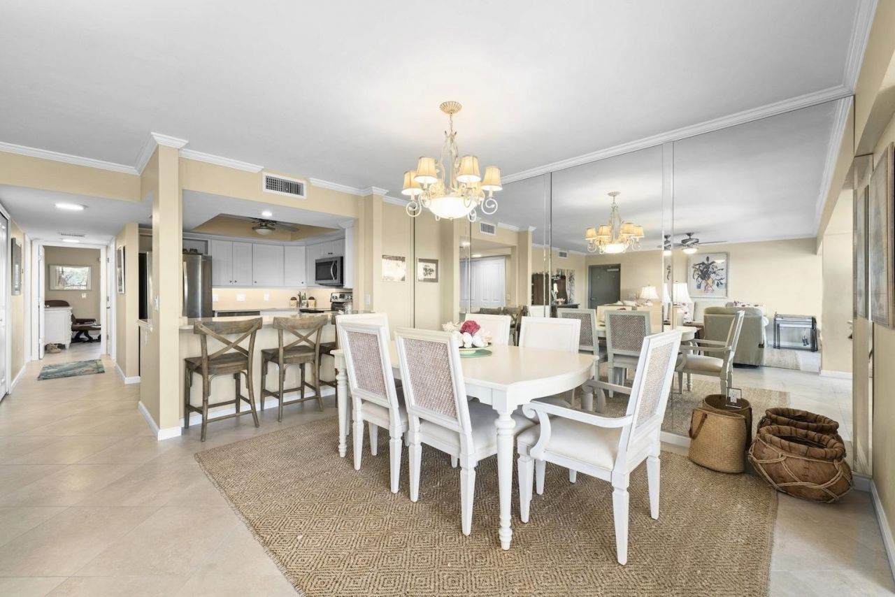 1340 Middle Gulf Dr, Unit 8A, Sanibel, FL 33957 Photo