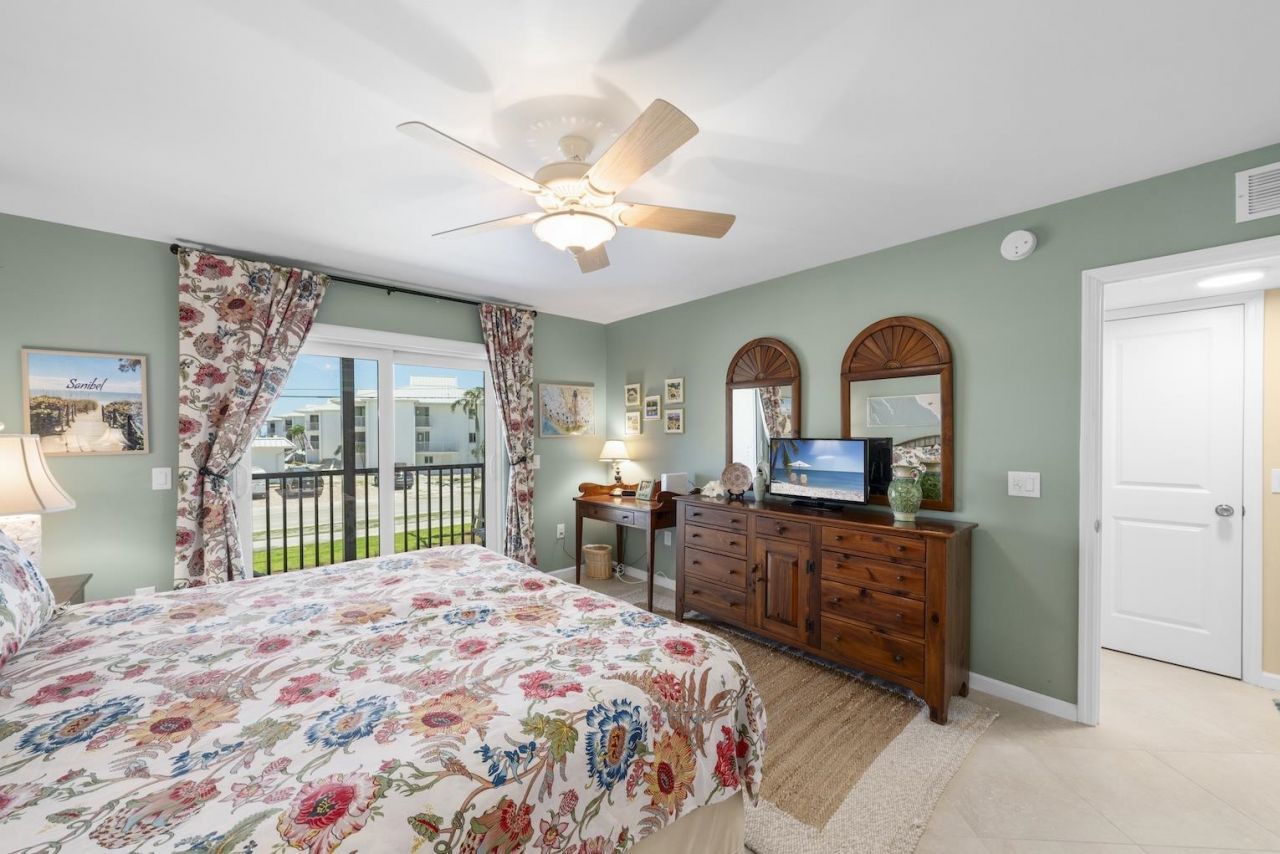 1340 Middle Gulf Dr, Unit 8A, Sanibel, FL 33957 Photo