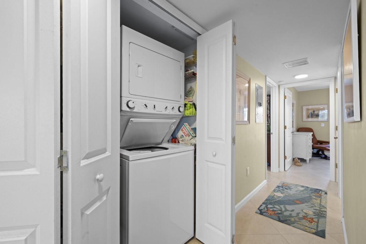 1340 Middle Gulf Dr, Unit 8A, Sanibel, FL 33957 Photo